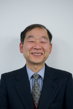 横田　謙藏